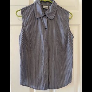 Chico’s Peter-Pan collared shirt